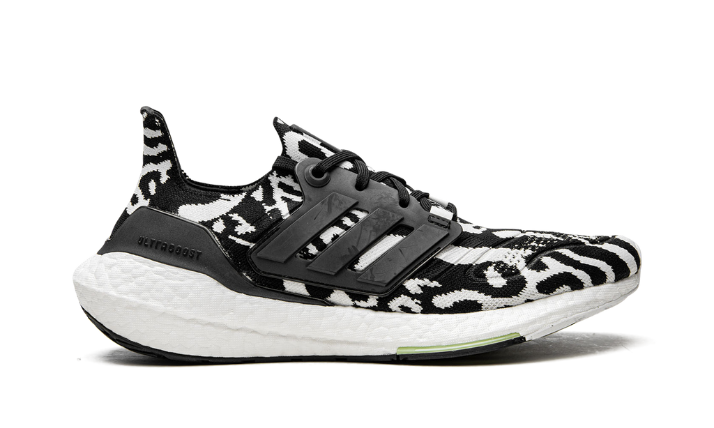 Ultraboost 22 "Zebra" GX6300