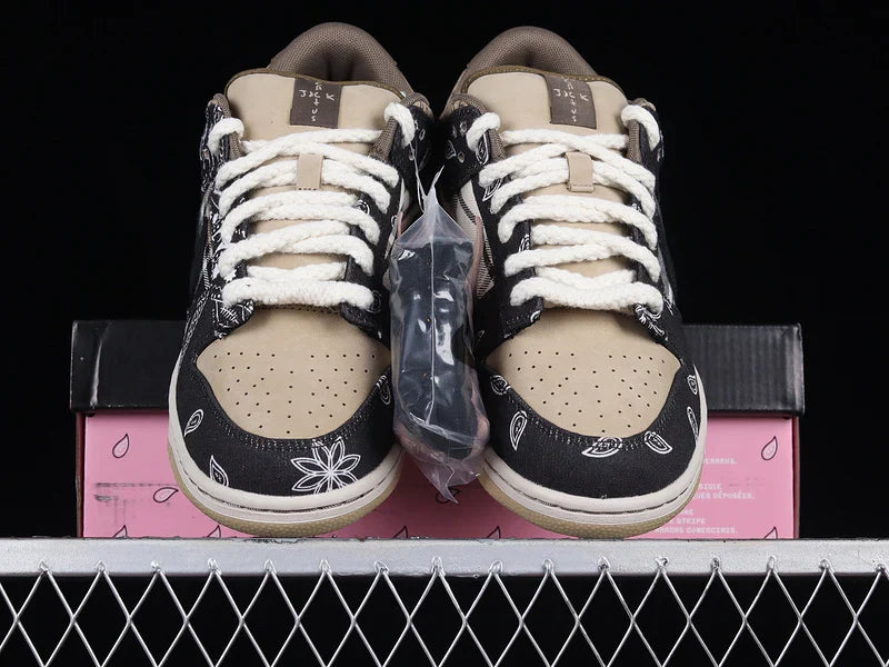 Air Jordan 1 Retro Low OG X Travis Scott "Cactus Jack"