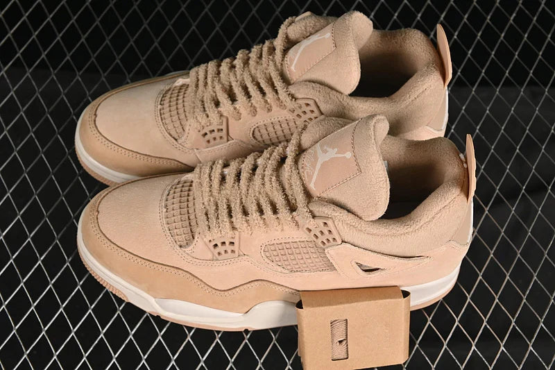 Air Jordan 4 Retro "Cozy Girl"