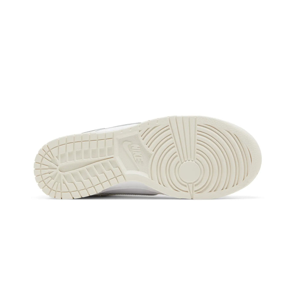 Nike Dunk Low Retro 'Coconut Milk' W (2022)