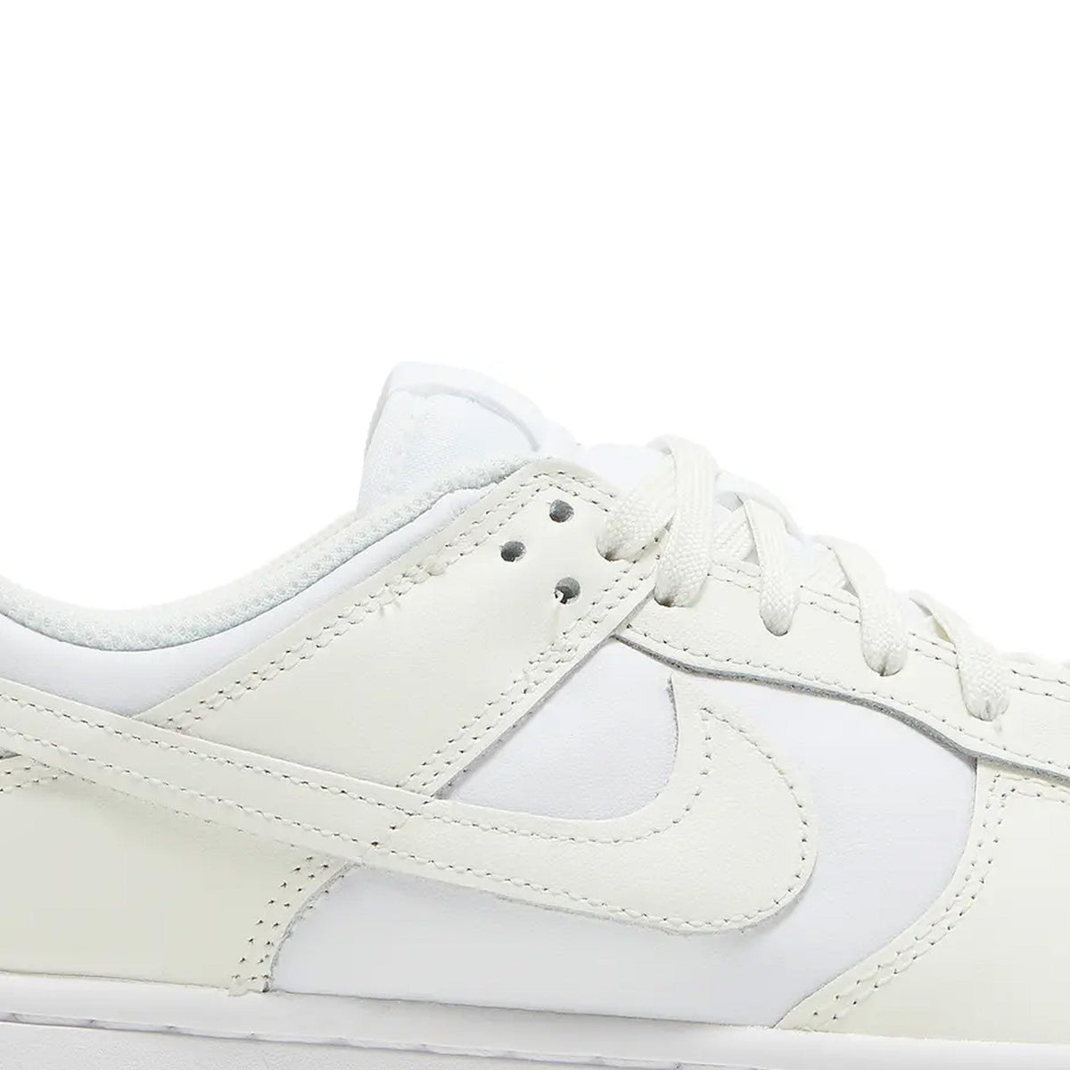 Nike Dunk Low Retro 'Coconut Milk' W (2022)
