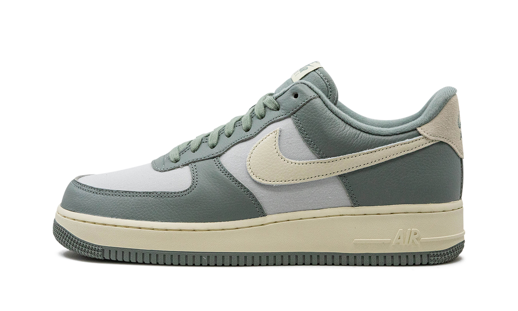 Air Force 1 Low LX "Mica Green" DV7186 300