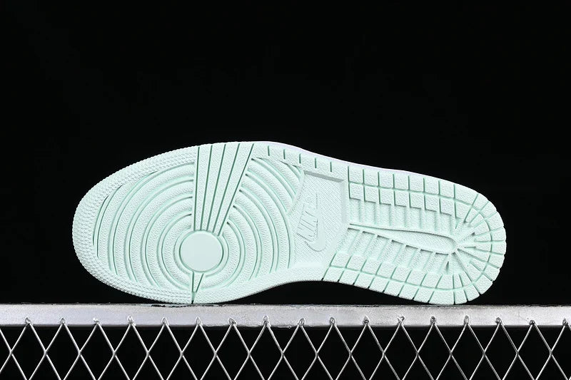 Air Jordan 1 Retro High OG NRG "Igloo"