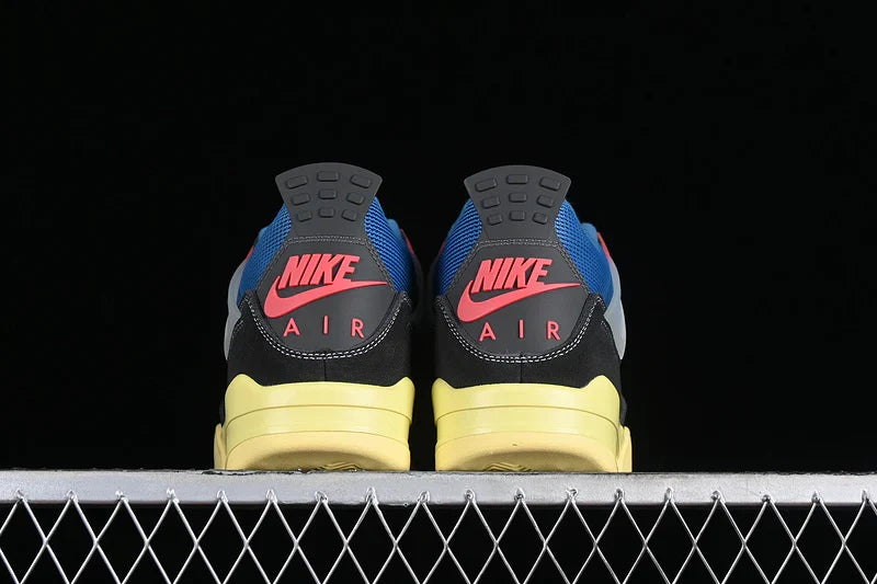 Air Jordan 4 Retro x Union" Off Noir"