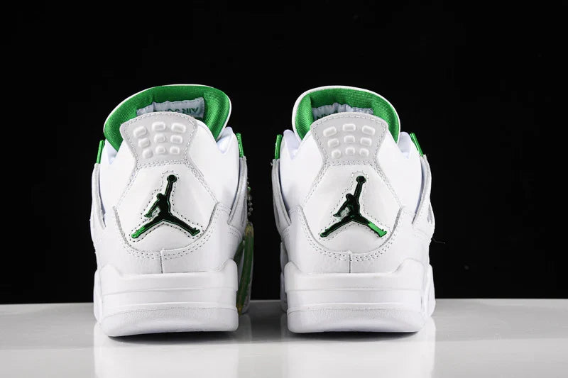 Air Jordan 4 Retro "Metallic Green"