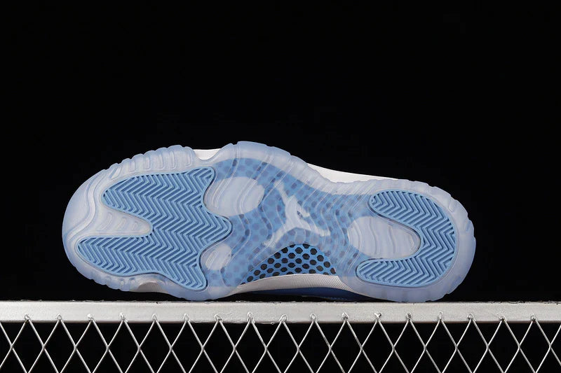 Air Jordan 11 Retro Low "UNC"