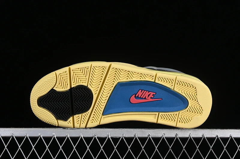 Air Jordan 4 Retro x Union" Off Noir"