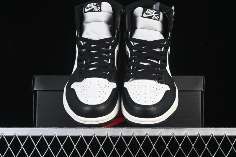 Air Jordan 1 Retro High OG "'Dark Mocha"