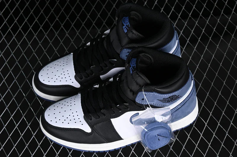Air Jordan 1 Retro High OG "Blue Moon"