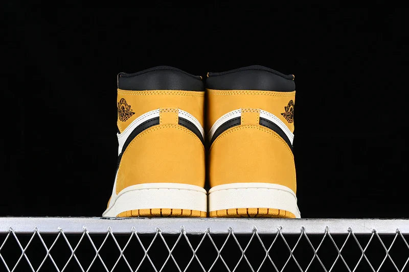 Air Jordan 1 Retro High OG "Yellow Ochre"