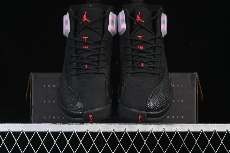 Air Jordan 12 Retro "Bloodline"