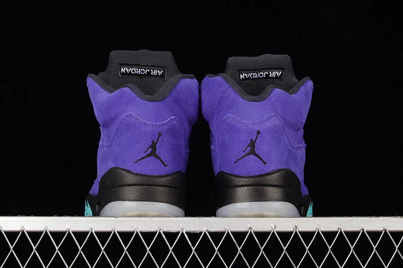 Air Jordan 5 Retro "Alternate Grape"