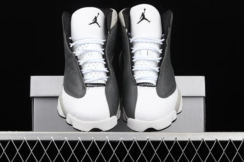 Air Jordan 13 Retro "Atmosphere Grey