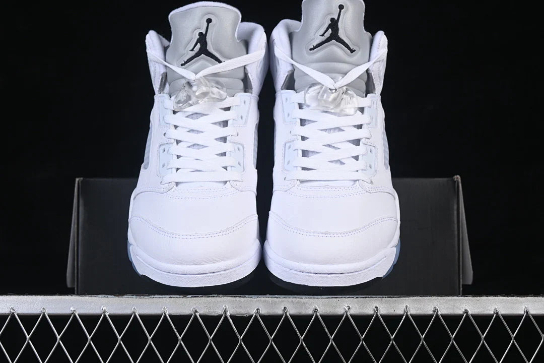 Air Jordan 5 Retro ''Metallic Silver''