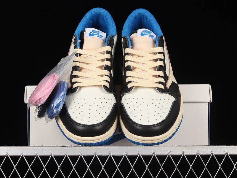Air Jordan 1 Retro Low OG X Travis Scott "Fragment"