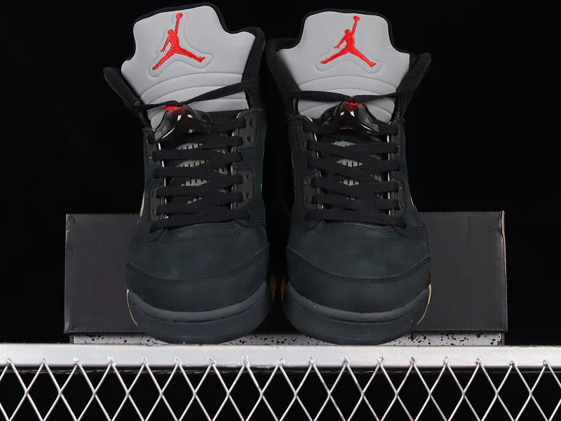 Air Jordan 5 Retro "Gore Tex Off Noir"