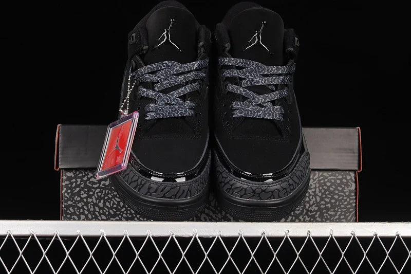 Air Jordan 3 Retro "Black Cat"