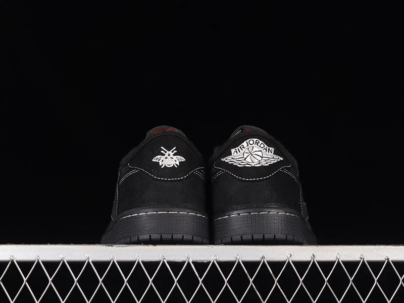 Air Jordan 1 Retro Low OG X Travis Scott "Neutral Olive"