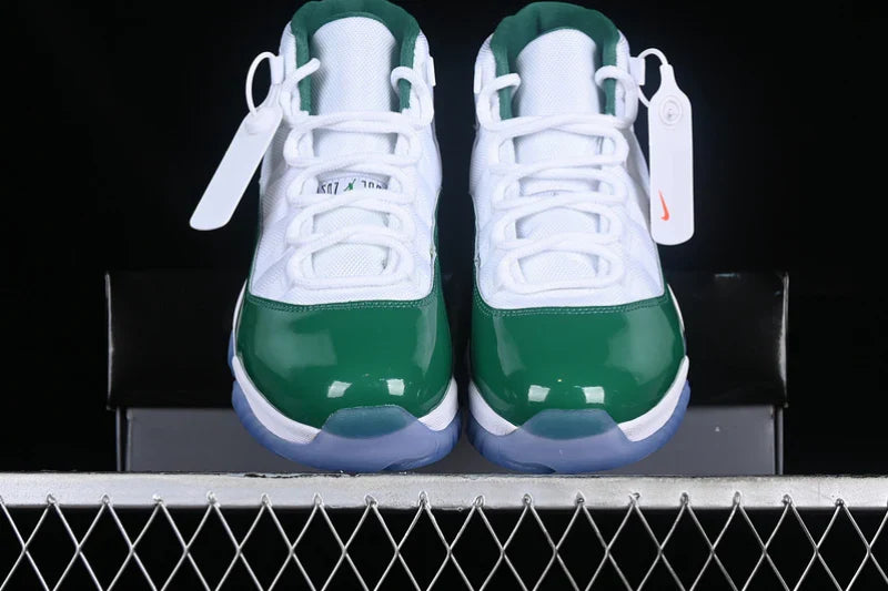 Air Jordan 11 Retro "Michigan State"