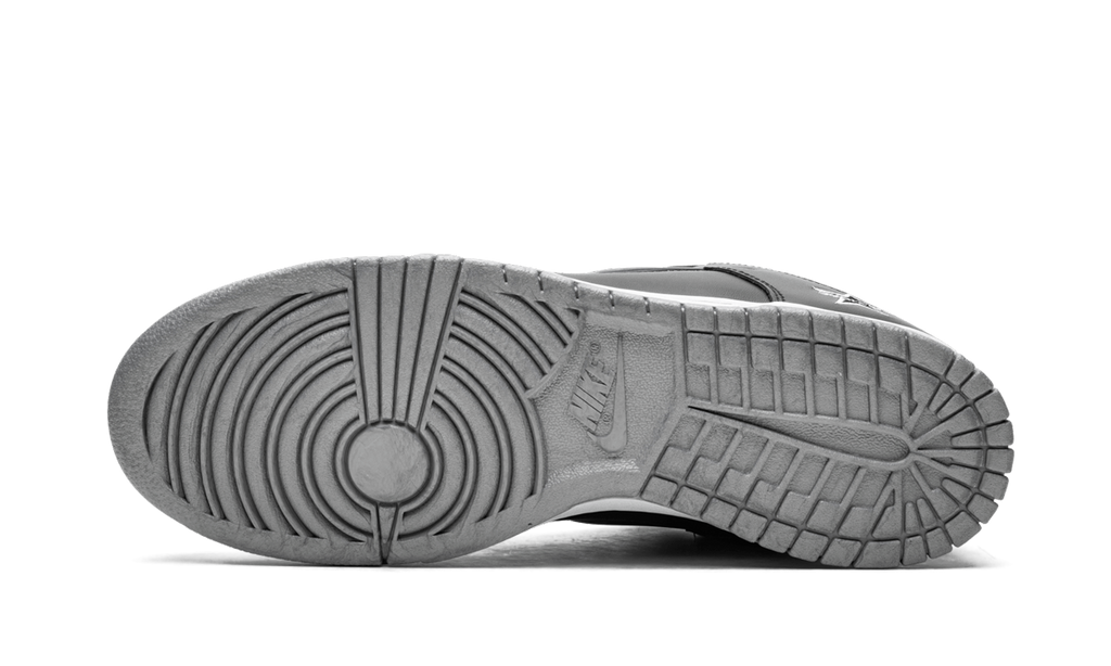 SB Dunk Low OG QS "Supreme - Jewel Swoosh Silver/Black" CK3480 001