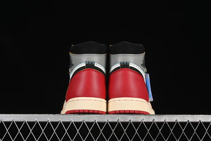 Air Jordan 1 Retro High OG SP Union LA Chicago Shadow
