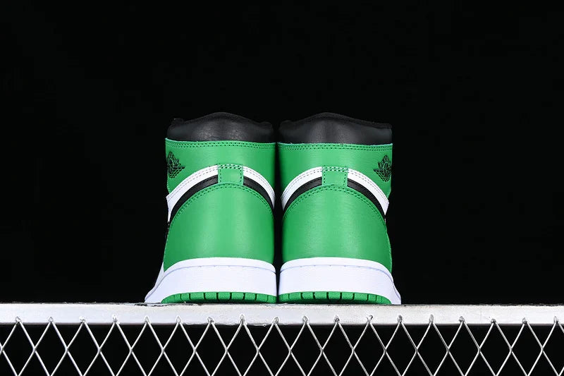 Air Jordan 1 Retro High OG "Lucky Green"