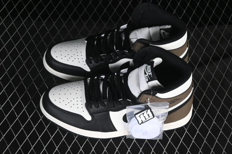 Air Jordan 1 Retro High OG "'Dark Mocha"