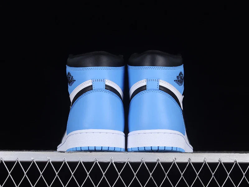 Air Jordan 1 Retro High OG "UNC Toe"