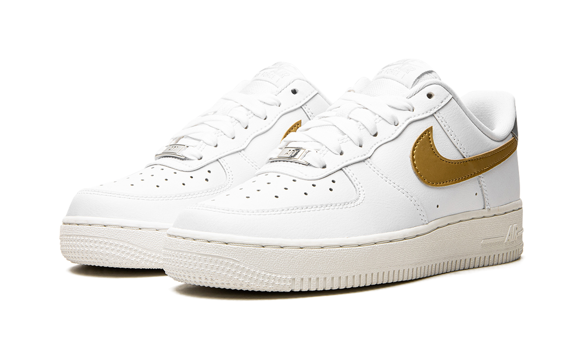 AIR FORCE 1 MNS WMNS "White / Gold / Silver" DD8959 106