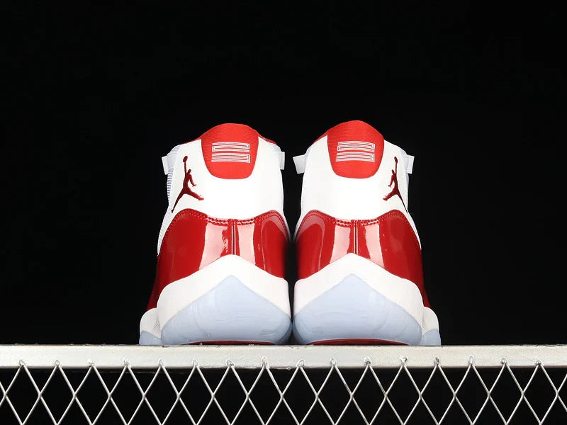 Air Jordan 11 Retro "Cherry"