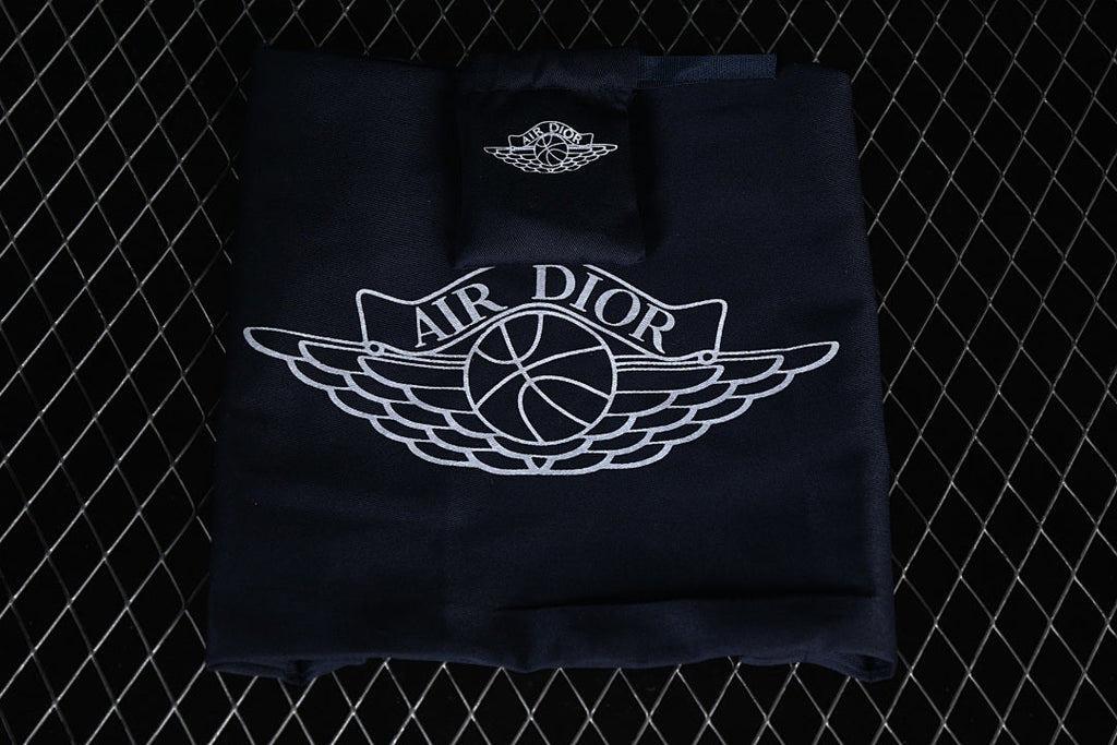 Air Jordan 1 Retro High OG "Dior"