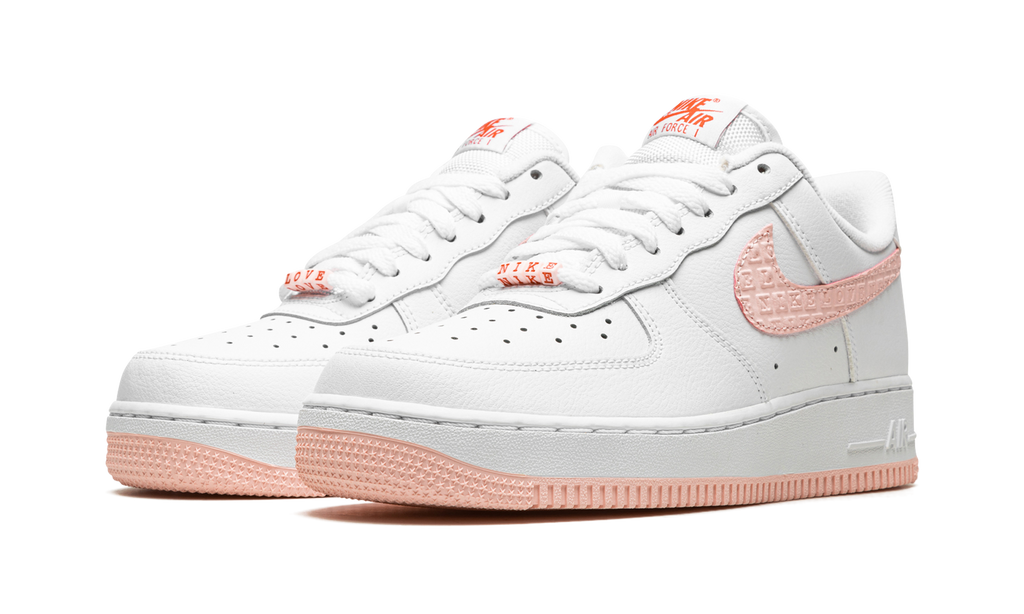 AIR FORCE 1 LO MNS WMNS "Valentine's Day 2022" DQ9320 100