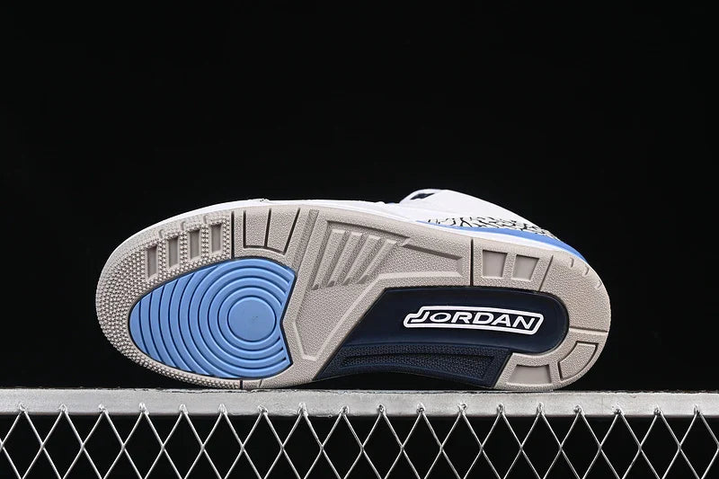 Air Jordan 3 Retro "UNC"