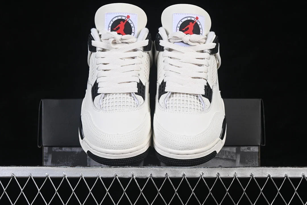 Air Jordan 4 Retro "Flight Club"