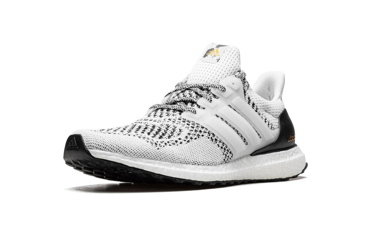 Ultraboost 1.0 DNA "White Oreo" GZ0449