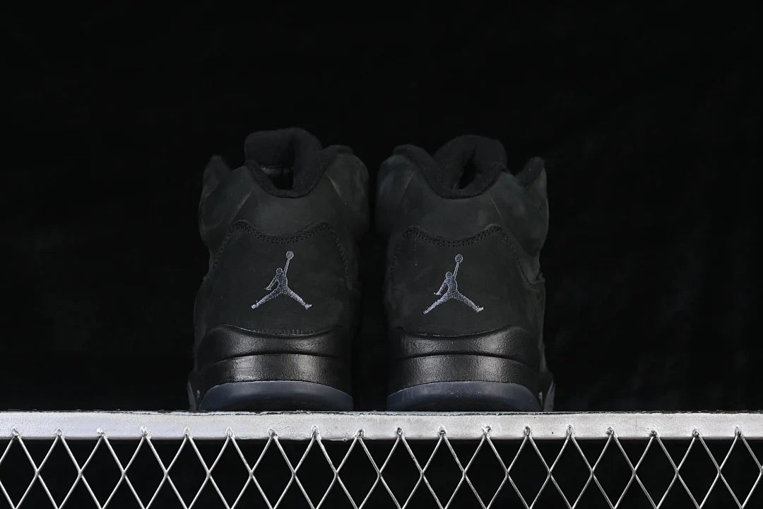 Air Jordan 5 Retro "Black Cat"
