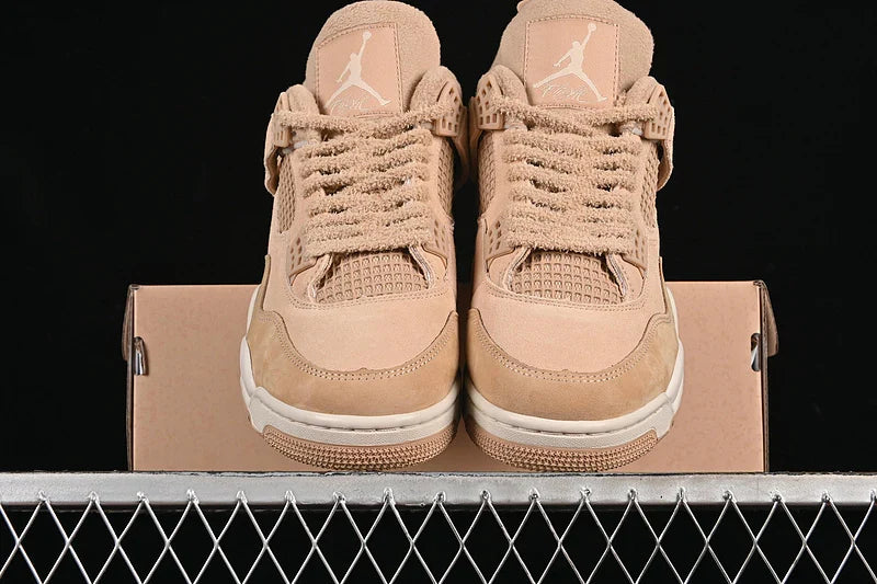 Air Jordan 4 Retro "Cozy Girl"