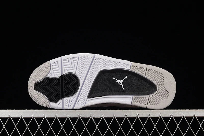 Air Jordan 4 Retro "Military Black