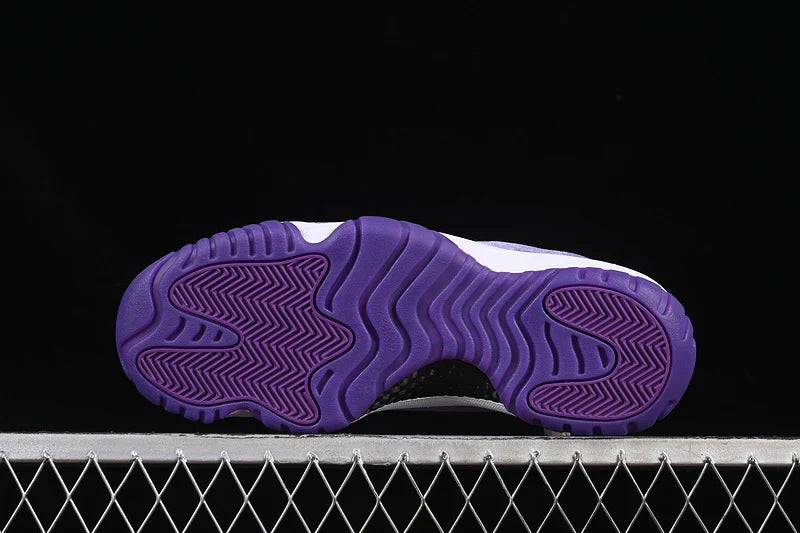 Air Jordan 11 Retro "Purple Rain"