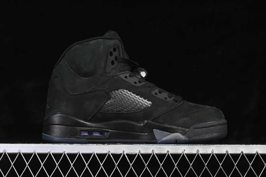 Air Jordan 5 Retro "Black Cat"