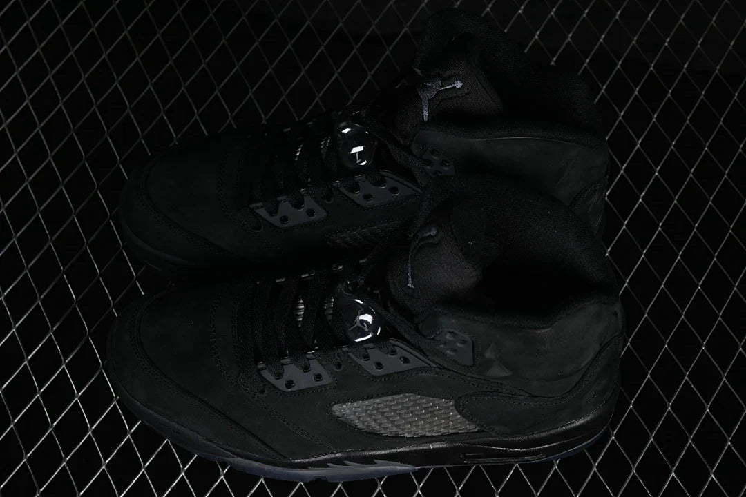 Air Jordan 5 Retro "Black Cat"
