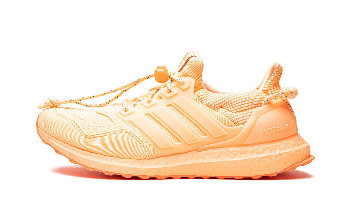 IVP Ultraboost OG "Ivy Park" GY3835