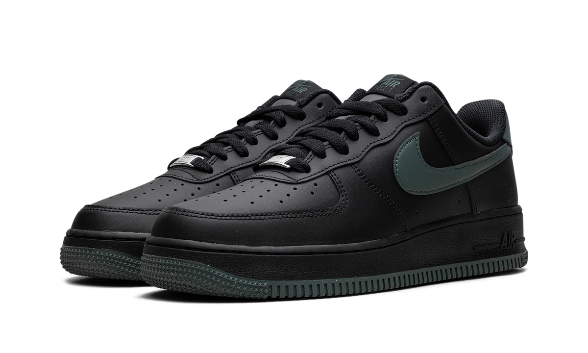 Air Force 1 "Black Vintage Green" FJ4146 001