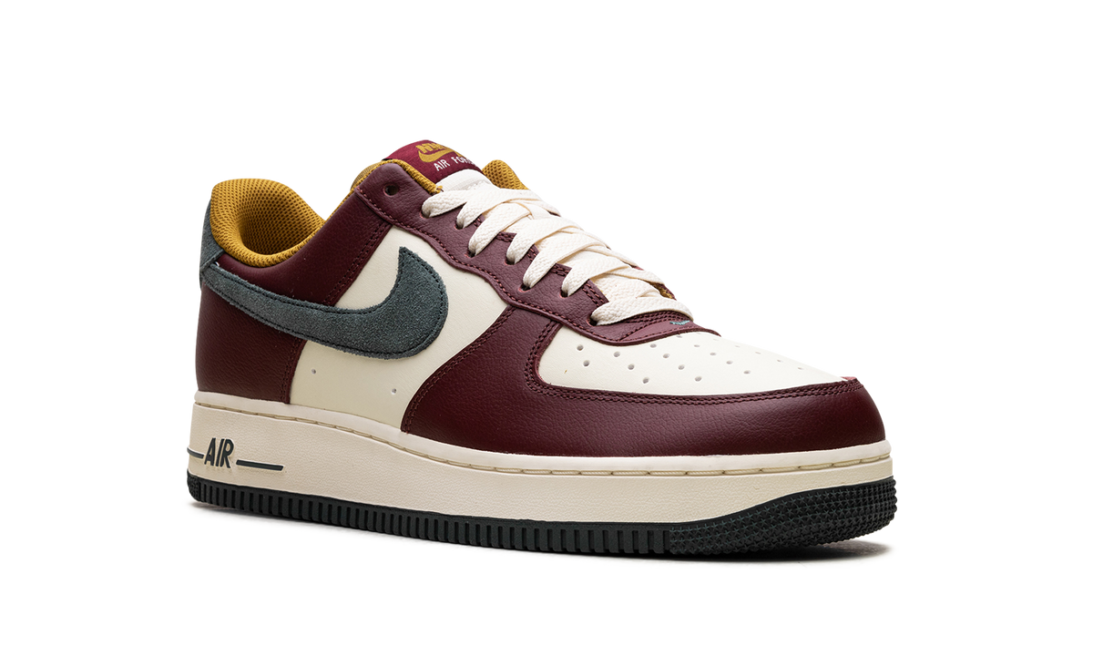Air Force 1 "Dark Team Red Vintage Green" HQ3612 113