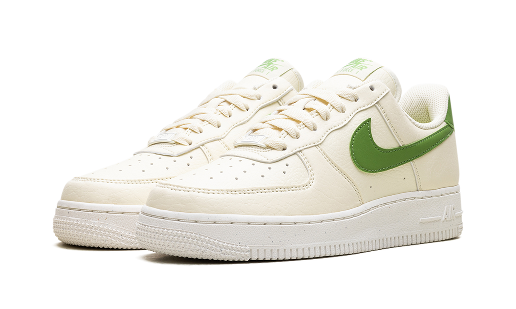 NIKE AIR FORCE 1 '07 LO WMNS "COCONUT MILK" DV3808 102