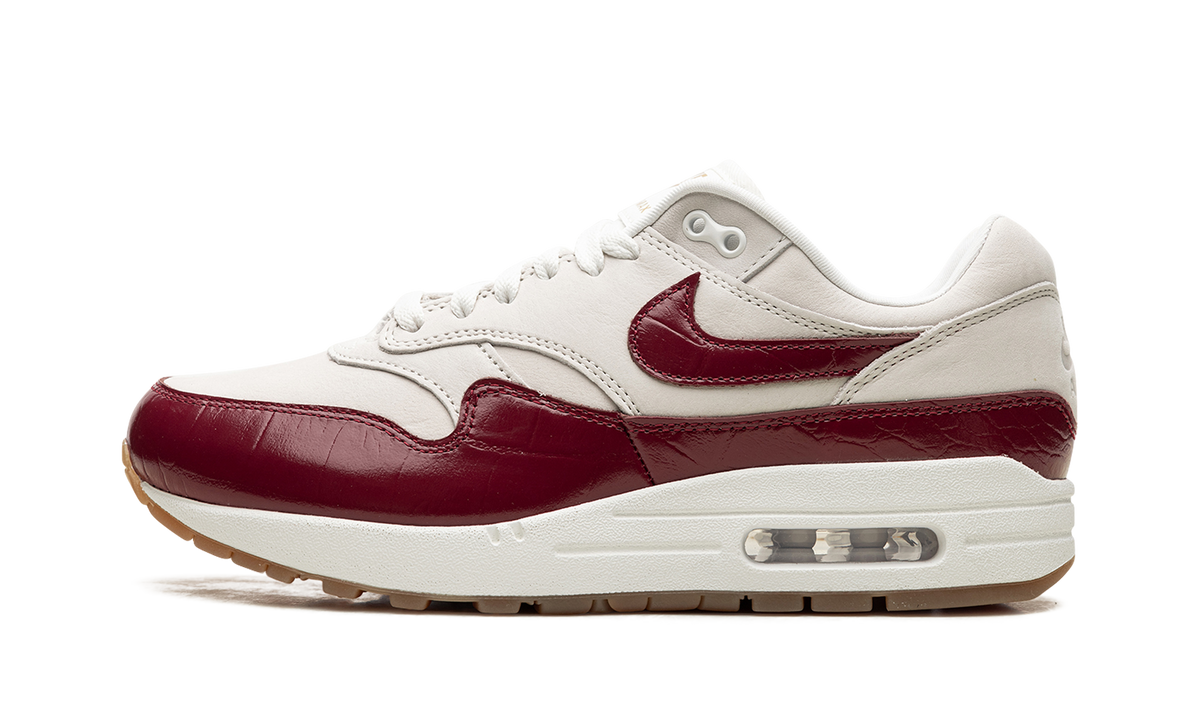 AIR MAX 1 LX WMNS "Team Red" FJ3169 100