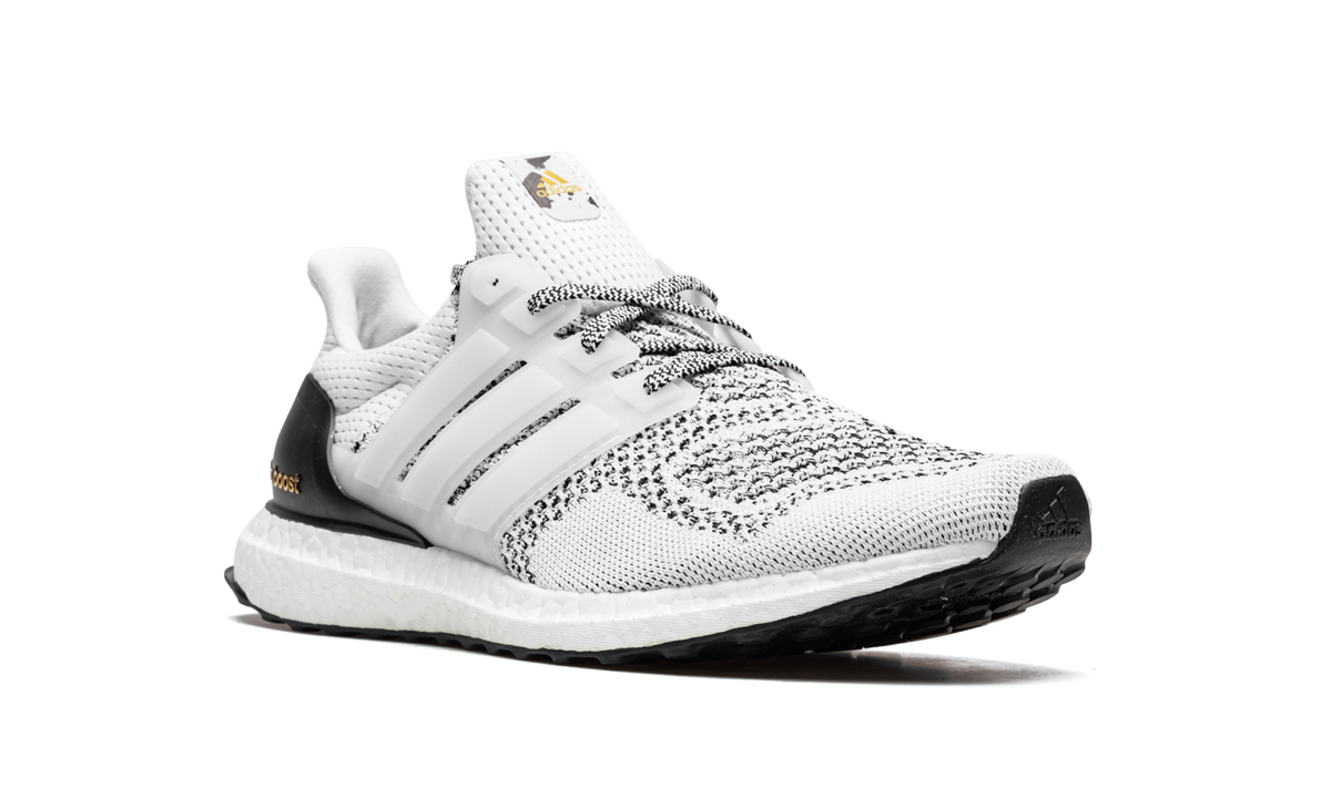 Ultraboost 1.0 DNA "White Oreo" GZ0449