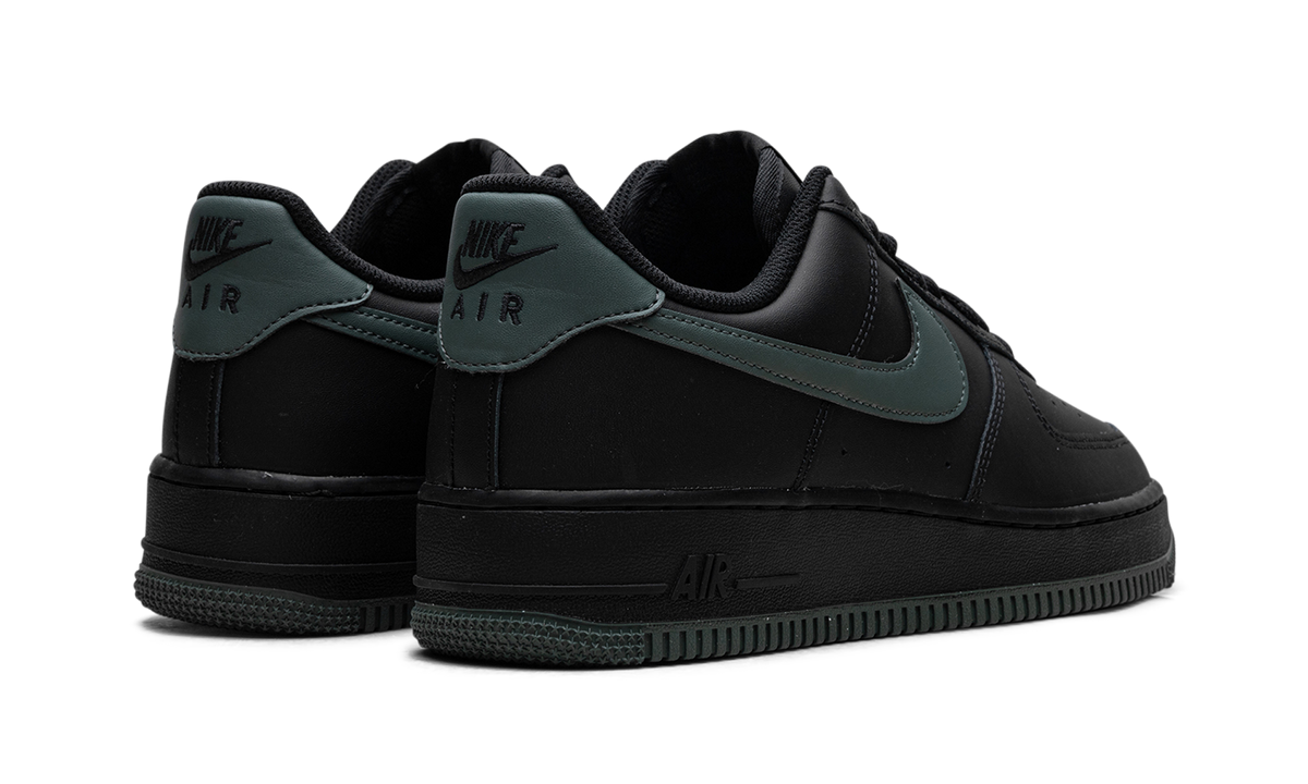 Air Force 1 "Black Vintage Green" FJ4146 001