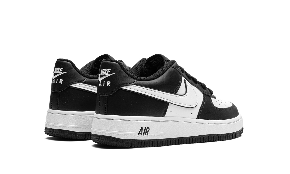 Air Force 1 Low GS "Panda" DV1621 001